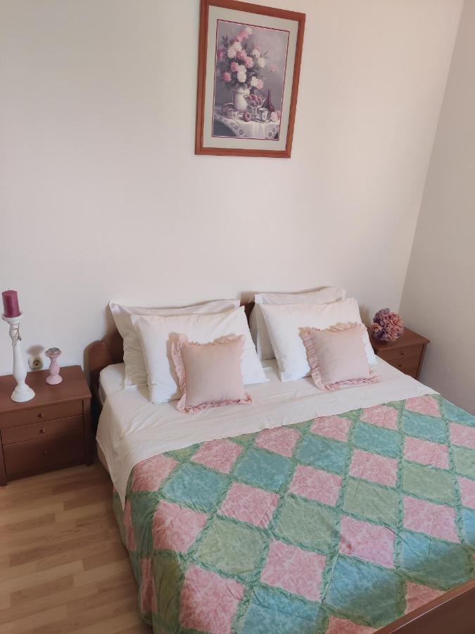 Old Town Center Apartments Supetar Εξωτερικό φωτογραφία