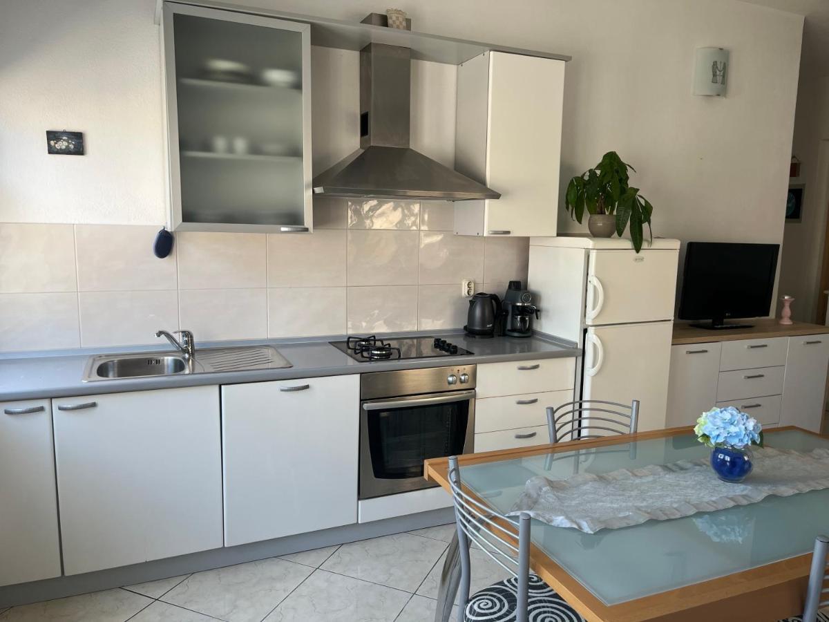 Old Town Center Apartments Supetar Εξωτερικό φωτογραφία